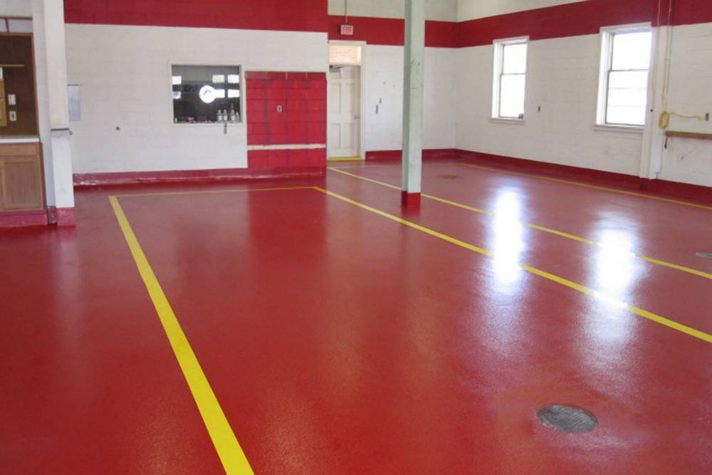 Epoxy floors provide good protection against wear, abrasion, impact and chemicals.